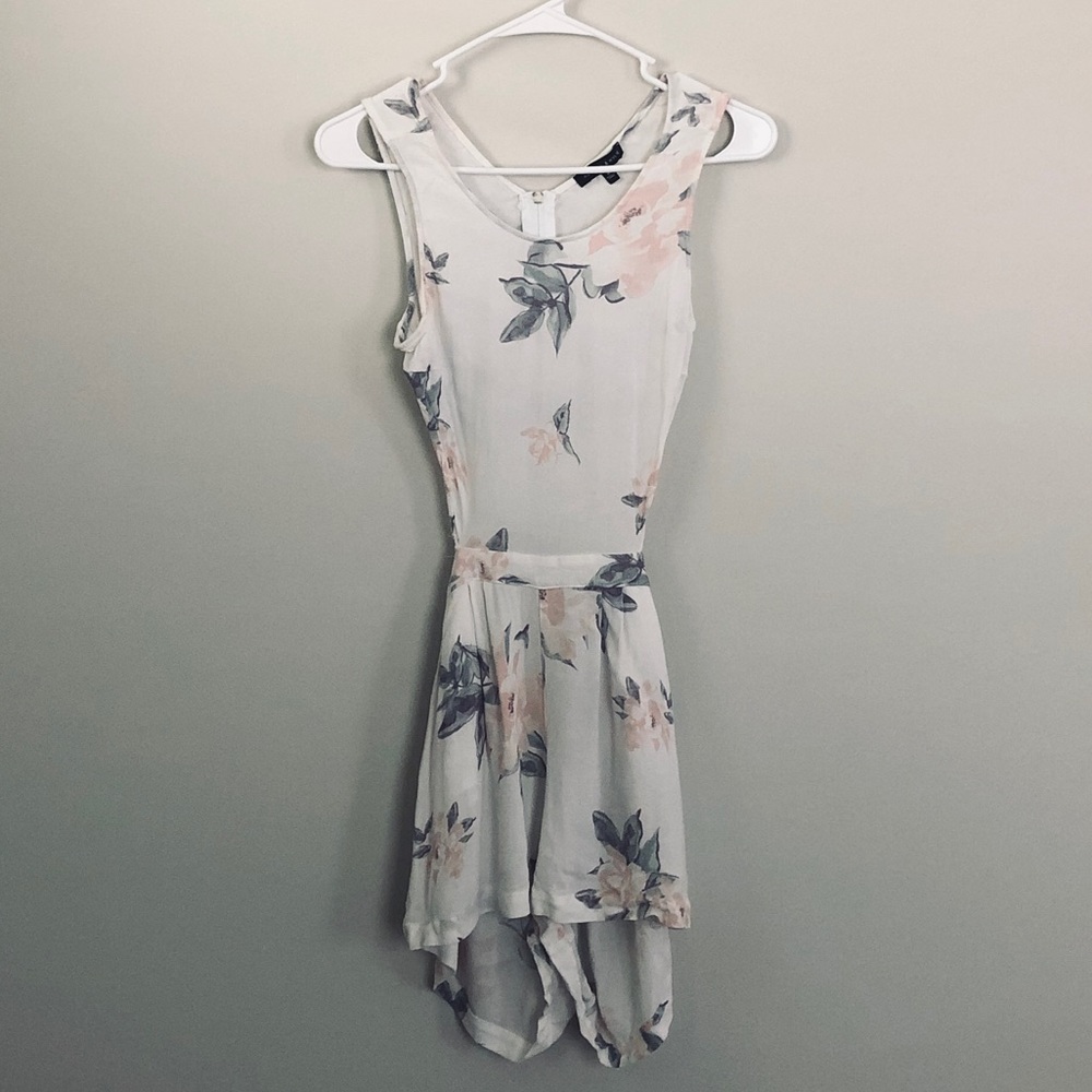 ✨3/$25 | Kendall and Kylie | Floral Romper